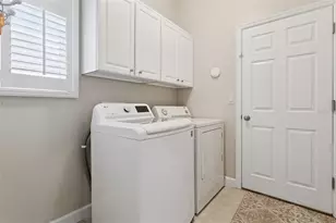 8270 Bridgeport Bay Cir, Mount Dora, FL 32757 - Photo 31