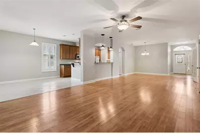 8270 Bridgeport Bay Circle, Mount Dora, FL 32757 - Photo 9
