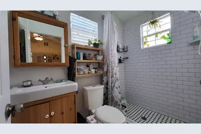 919 W Woodlawn Avenue, Tampa, FL 33603 - Photo 21