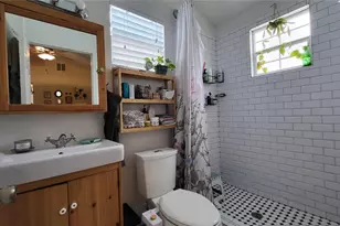 919 W Woodlawn Ave, Tampa, FL 33603 - Photo 21