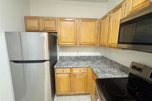 10412 Villa View Cir, Tampa, FL 33647 - Photo 15