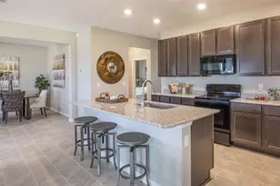 25125 Thornhill Dr, Sorrento, FL 32776 - Photo 3