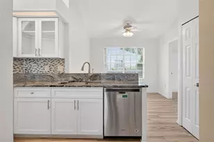 615 Juniper Way, Tavares, FL 32778 - Photo 23