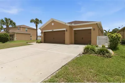 4069 Marina Isle Drive, Kissimmee, FL 34746 - Photo 5