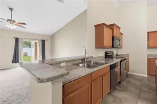 4069 Marina Isle Dr, Kissimmee, FL 34746 - Photo 17