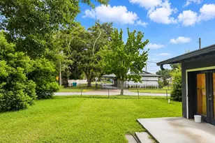 1243 Amaros Ave, Orlando, FL 32811 - Photo 27