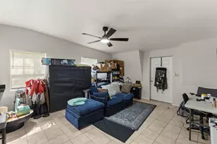 9213 N 13th St, Tampa, FL 33612 - Photo 21
