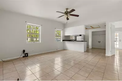 9213 N 13th Street, Tampa, FL 33612 - Photo 5