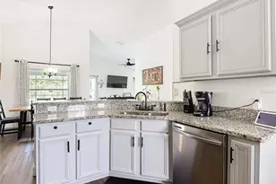 2469 Hybrid Dr, Kissimmee, FL 34758 - Photo 11