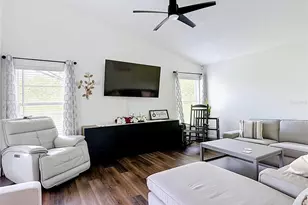2469 Hybrid Dr, Kissimmee, FL 34758 - Photo 15