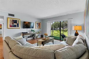 8217 Sun Spring Cir, Orlando, FL 32825 - Photo 9