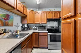 8217 Sun Spring Cir, Orlando, FL 32825 - Photo 7