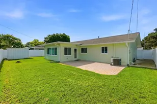 5669 45th Ave N, Kenneth City, FL 33709 - Photo 25