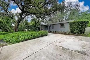 11805 N 51st St, Temple Terrace, FL 33617 - Photo 5