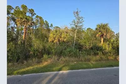 348 Ramblewood Street, Port Charlotte, FL 33953 - Photo 5