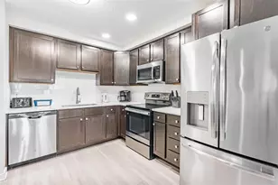 4001 Breakview Dr, Orlando, FL 32819 - Photo 19