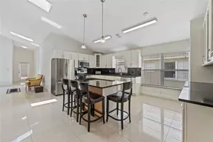 7827 Myrtle Oak Ln, Kissimmee, FL 34747 - Photo 5