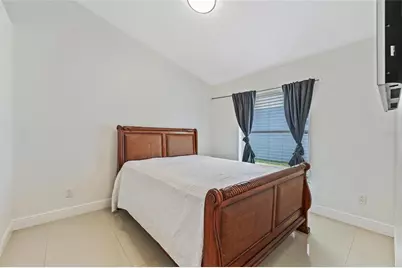 7827 Myrtle Oak Lane, Kissimmee, FL 34747 - Photo 11
