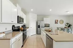 33504 Copper Hl Wy, Sorrento, FL 32776 - Photo 5