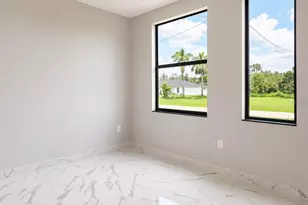 1610 NE 34th St, Cape Coral, FL 33909 - Photo 11