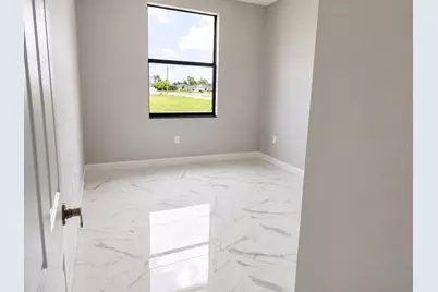 1610 NE 34th Street, Cape Coral, FL 33909 - Photo 9