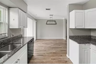 4101 Bluefish Drive SE, Saint Petersburg, FL 33705 - Photo 3