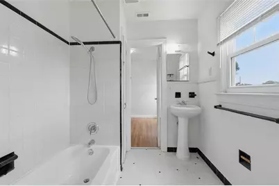 807 N Thornton Avenue #807, Orlando, FL 32803 - Photo 13