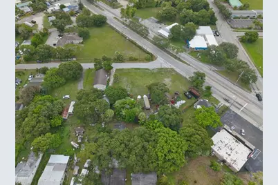 2108 Okeechobee Road, Fort Pierce, FL 34950 - Photo 3