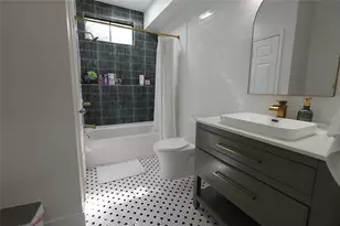 911 N Orange Ave, Orlando, FL 32801 - Photo 15