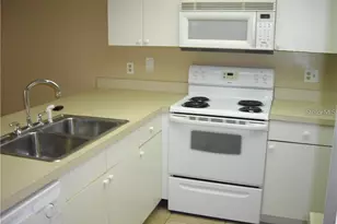 4452 Pinebark Ave, Orlando, FL 32811 - Photo 5