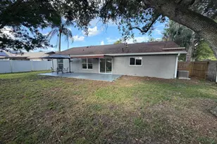 10722 Whisperwood Ln, Orlando, FL 32837 - Photo 11
