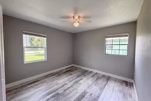 1044 E Lombardy Dr, Deltona, FL 32725 - Photo 13