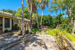 2425 Lake Sue Dr, Orlando, FL 32803 - Photo 35