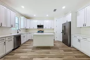 840 N Triplet Lake Dr, Casselberry, FL 32707 - Photo 9