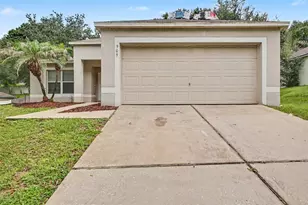 909 Bristle Cone Ct, Minneola, FL 34715 - Photo 1