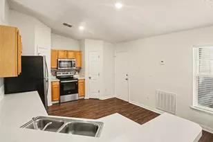 909 Bristle Cone Ct, Minneola, FL 34715 - Photo 7