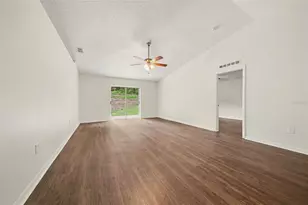 909 Bristle Cone Ct, Minneola, FL 34715 - Photo 3