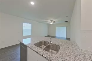 31962 Katelin Cir, Leesburg, FL 34748 - Photo 9