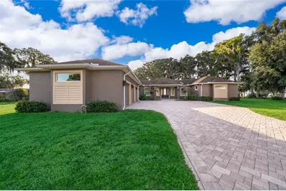 12131 Eagles Point Court, Grand Island, FL 32735 - Photo 3