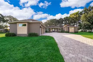 12131 Eagles Point Ct, Grand Island, FL 32735 - Photo 3