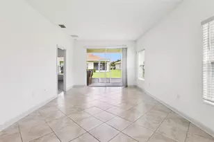 1177 Trappers Trail Loop, Davenport, FL 33896 - Photo 7