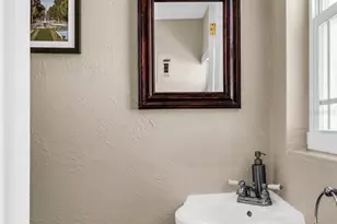 1215 Delaney Park Dr, Orlando, FL 32806 - Photo 25