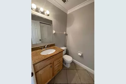 6218 Yorktown Drive #15, Orlando, FL 32807 - Photo 5