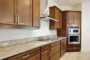 10822 Mobberley Cir, Orlando, FL 32832 - Photo 9