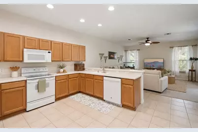 2589 Corbyton Court, Orlando, FL 32828 - Photo 5