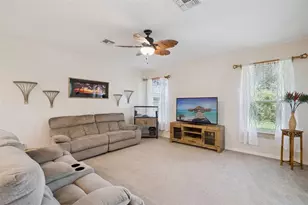 2589 Corbyton Ct, Orlando, FL 32828 - Photo 3