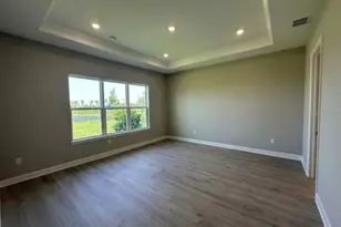 998 Tassleflower Trl, Saint Cloud, FL 34771 - Photo 7