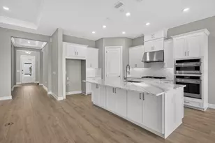 998 Tassleflower Trl, Saint Cloud, FL 34771 - Photo 5