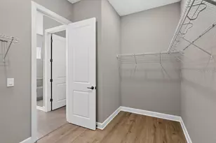 998 Tassleflower Trl, Saint Cloud, FL 34771 - Photo 19