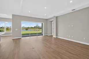 998 Tassleflower Trl, Saint Cloud, FL 34771 - Photo 3